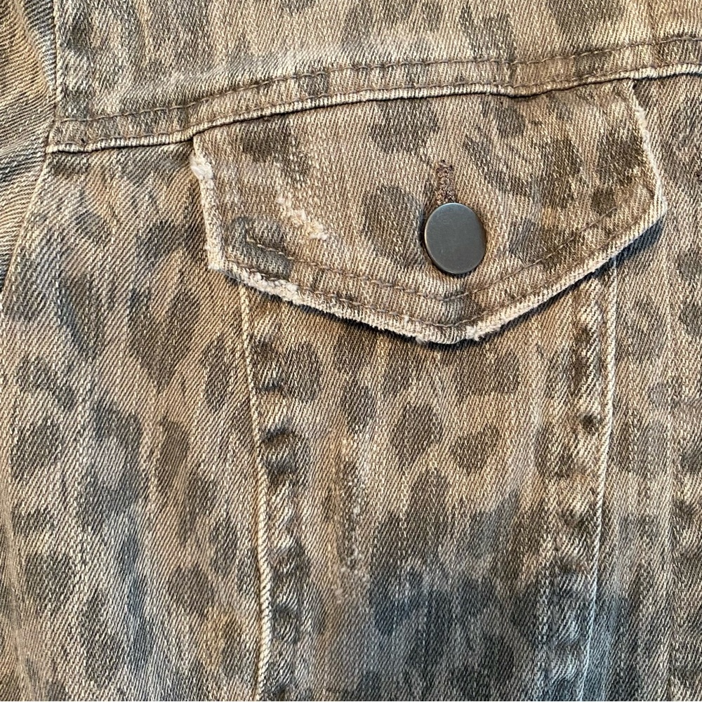 Kut from Cloth Gray Animal Leopard Print Denim Jacket - Picture 7 of 15